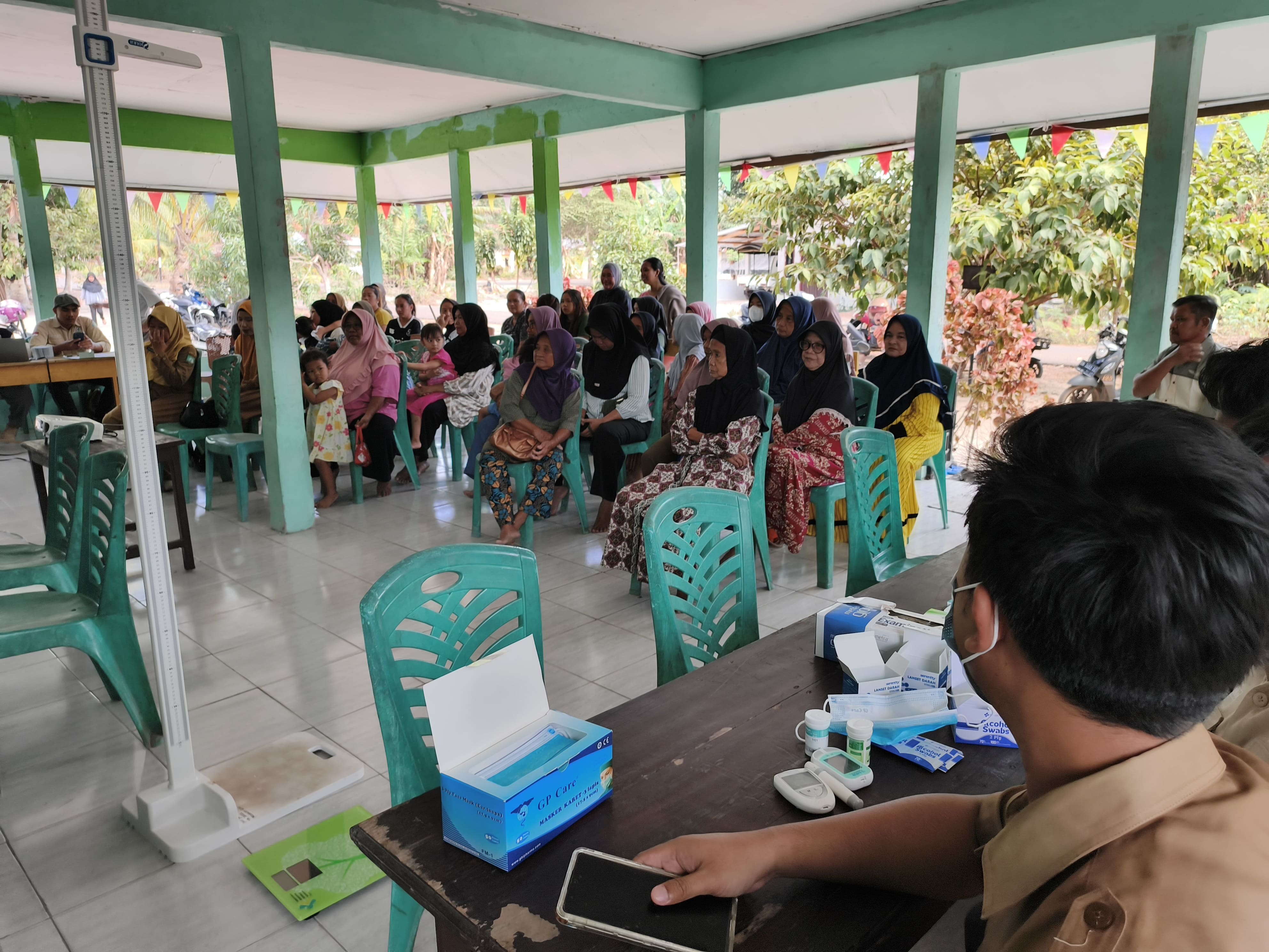 TRACING TB Terintegrasi dengan CKG di Desa Simpang Pesak, Lebih dari 113 Masyarakat Ikuti Pemeriksaan Kesehatan