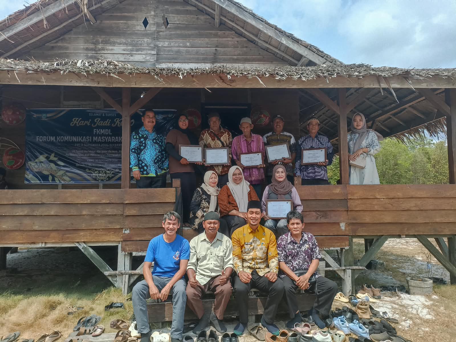 Tingkatkan Sinergi Budaya Literasi Keseluruh Lini Dinas Perpustakaan dan Kearsipan Kabupaten Belitung Timur Hadiri  Peringatan Hari Jadi Ke-10 Forum Komunikasi Masyarakat Desa Lintang