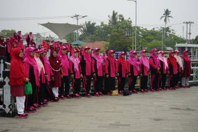 Dari Olah Napas hingga Kayuhan Dayung, Semangat Haornas Hidupkan Suasana Kulong Minyak Manggar